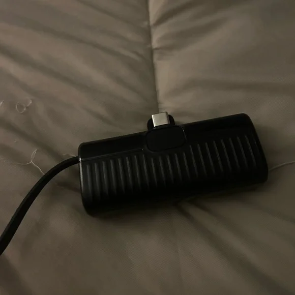 USB-C Portable Charger - Picture 4 of 8